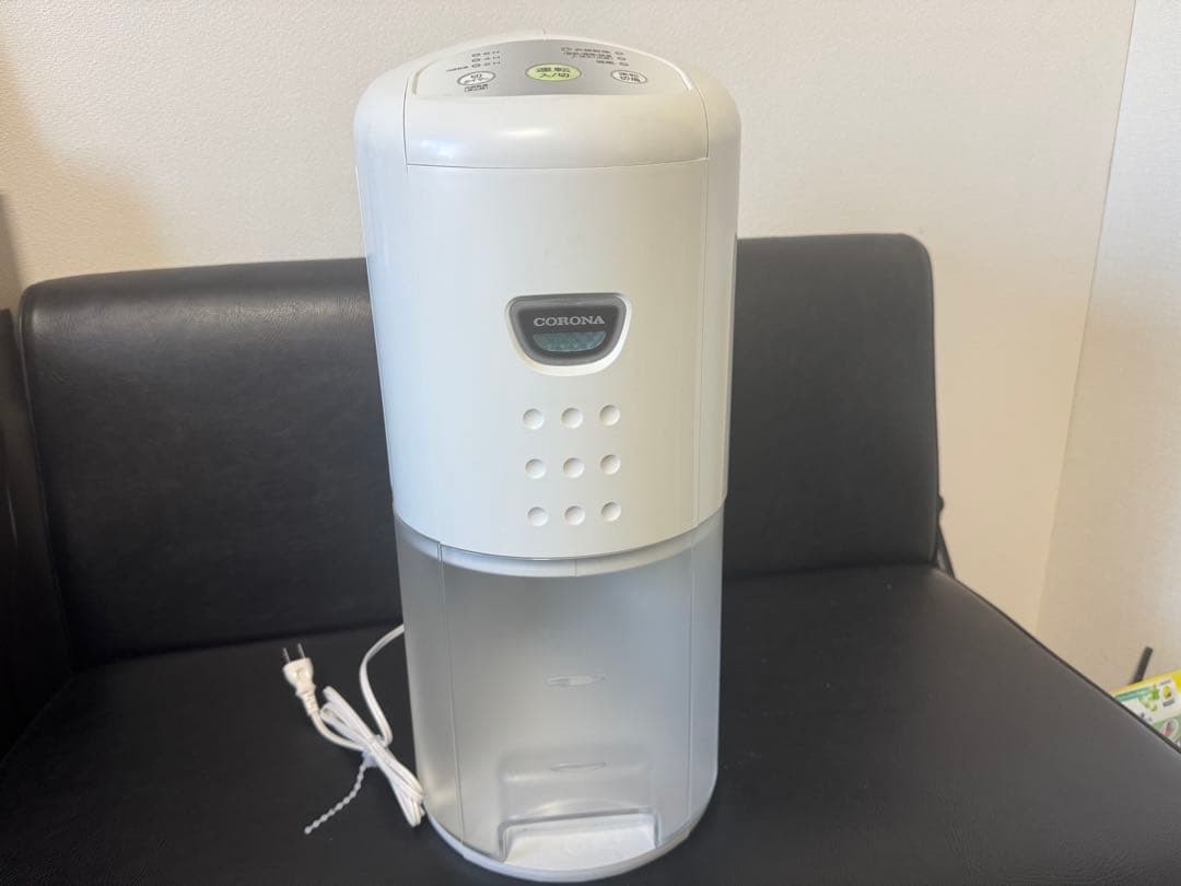 良品　コロナ　除湿機　CD-P6316 ホワイト