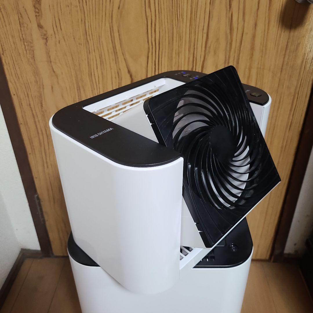 サーキュレーター除湿機　アイリスオーヤマ　IRIS OHYAMA 除湿機