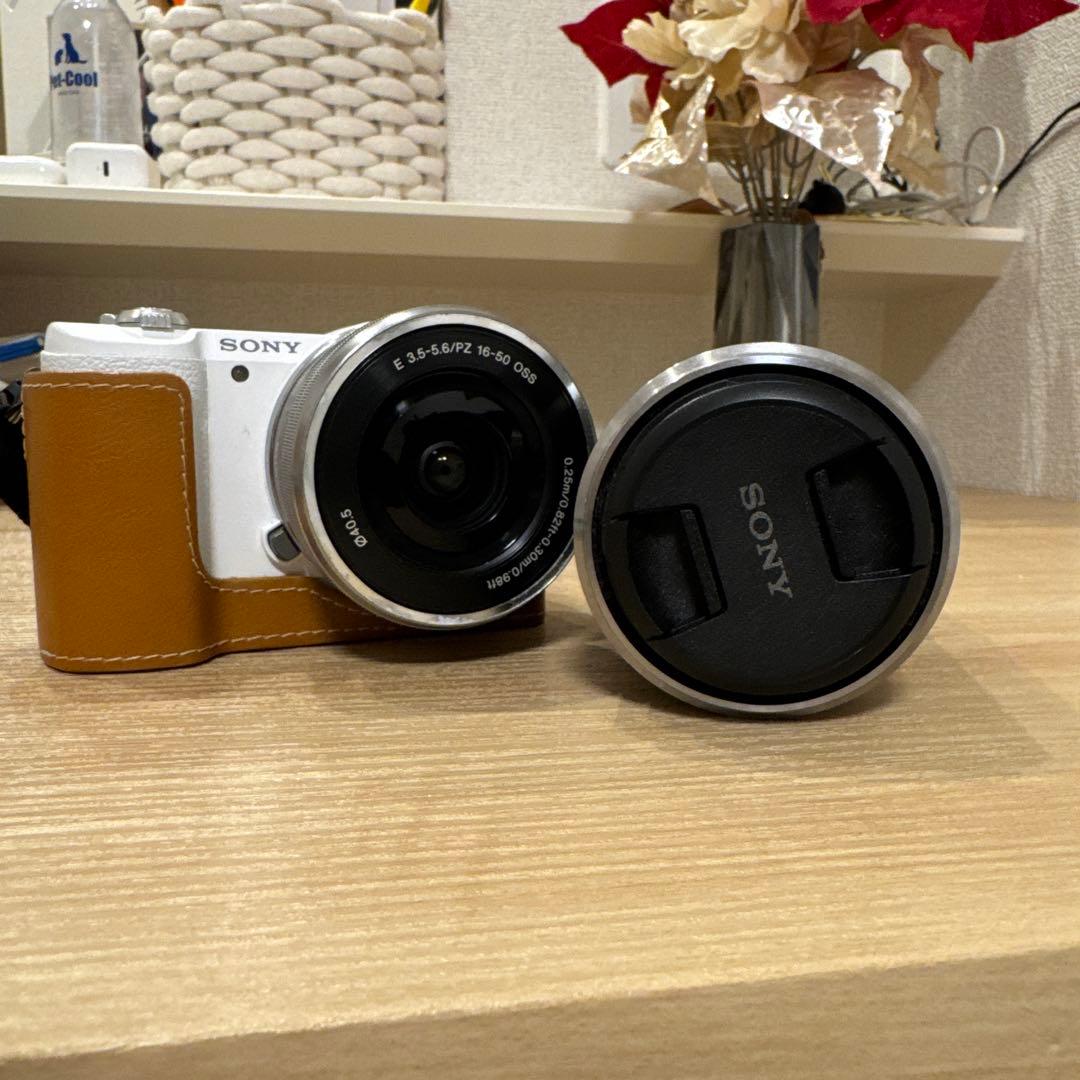 SONY α5100 ダブルズームキット（ILCE-5100Y）ホワイト