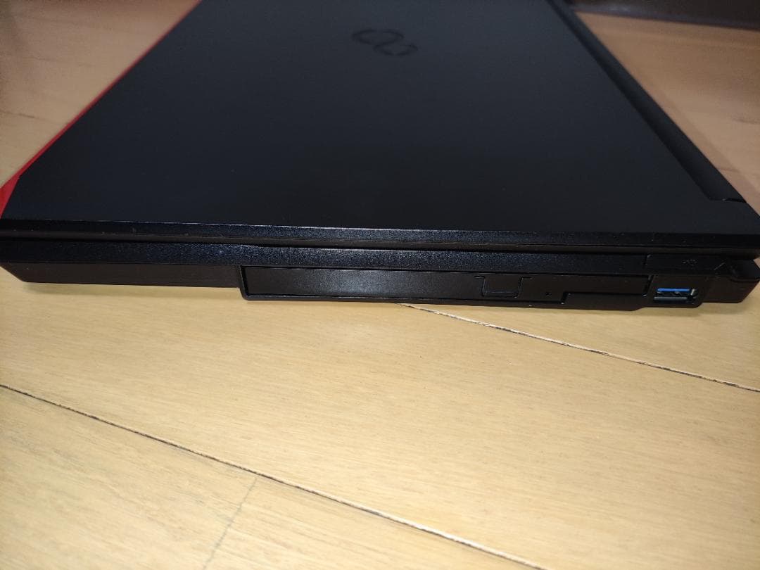 富士通 LIFEBOOK A579/BX Core i5ノート