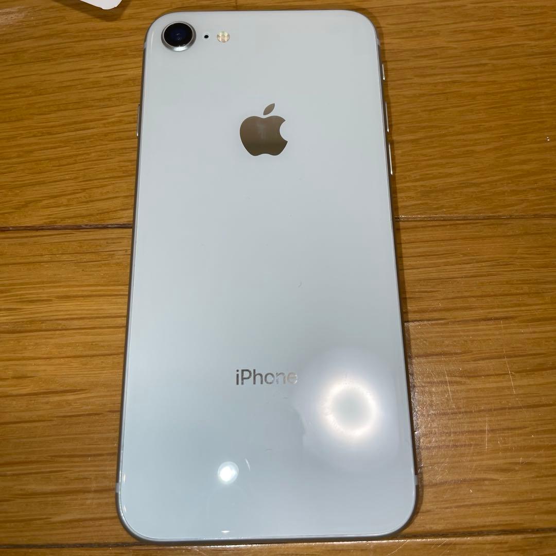 【美品】iPhone8 256GB シルバー 箱付き