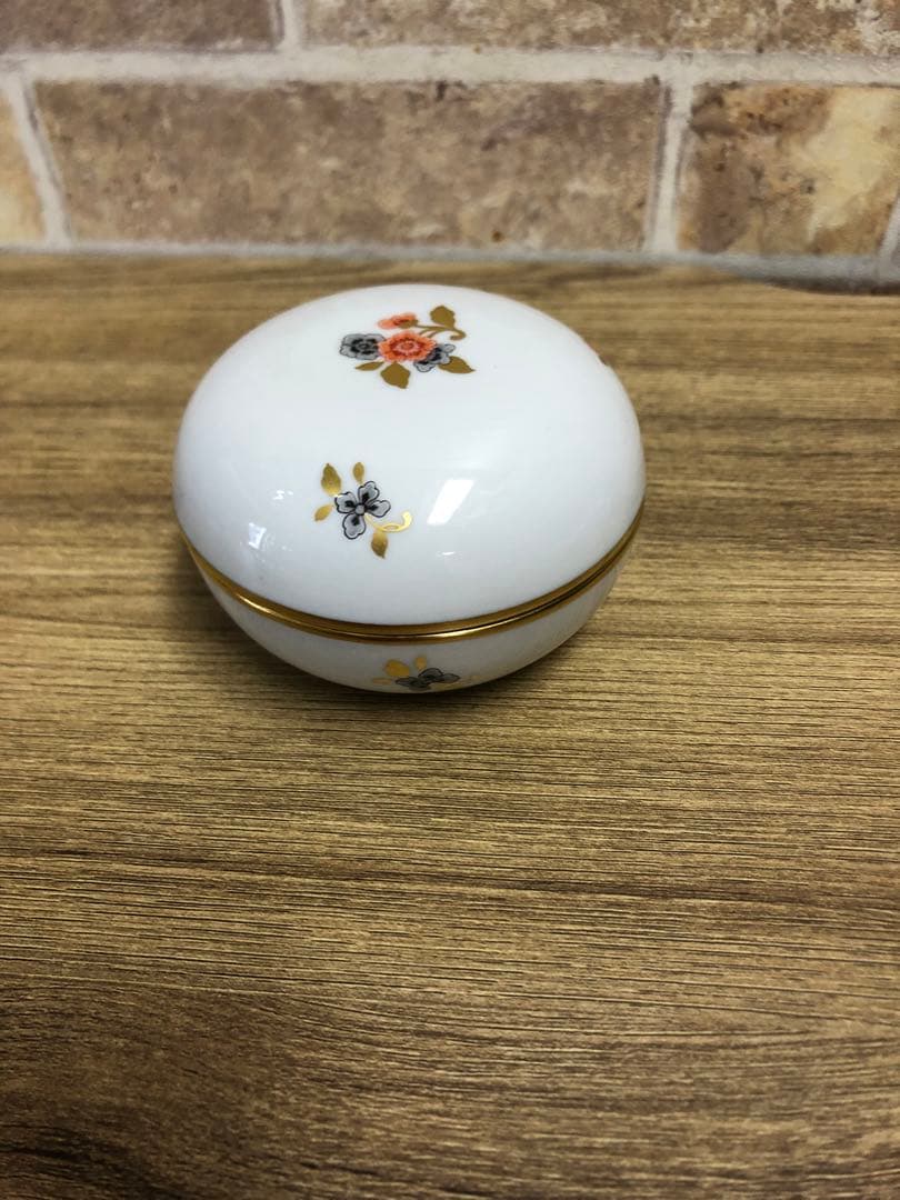 マイセン　ボンボニエール　小物入れ　シュガーポット　小花柄