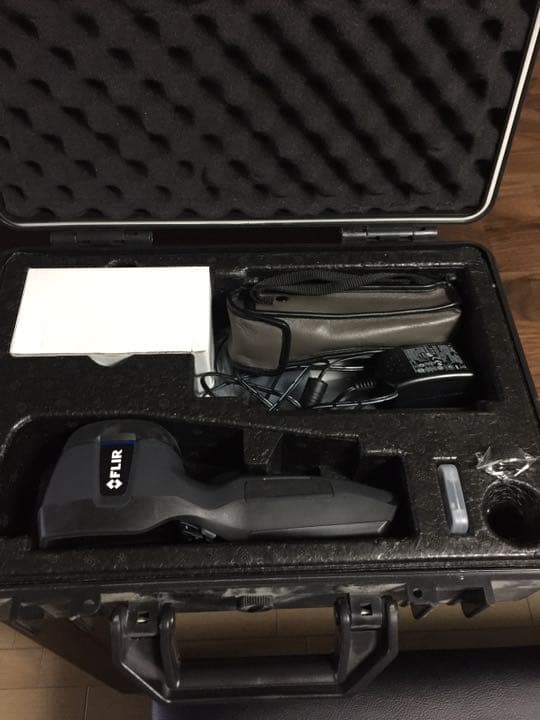 掃除機・クリーナー FLIR i3