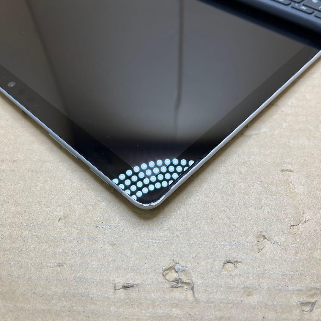 Microsoft Surface GO2 Core M3 10.5インチ