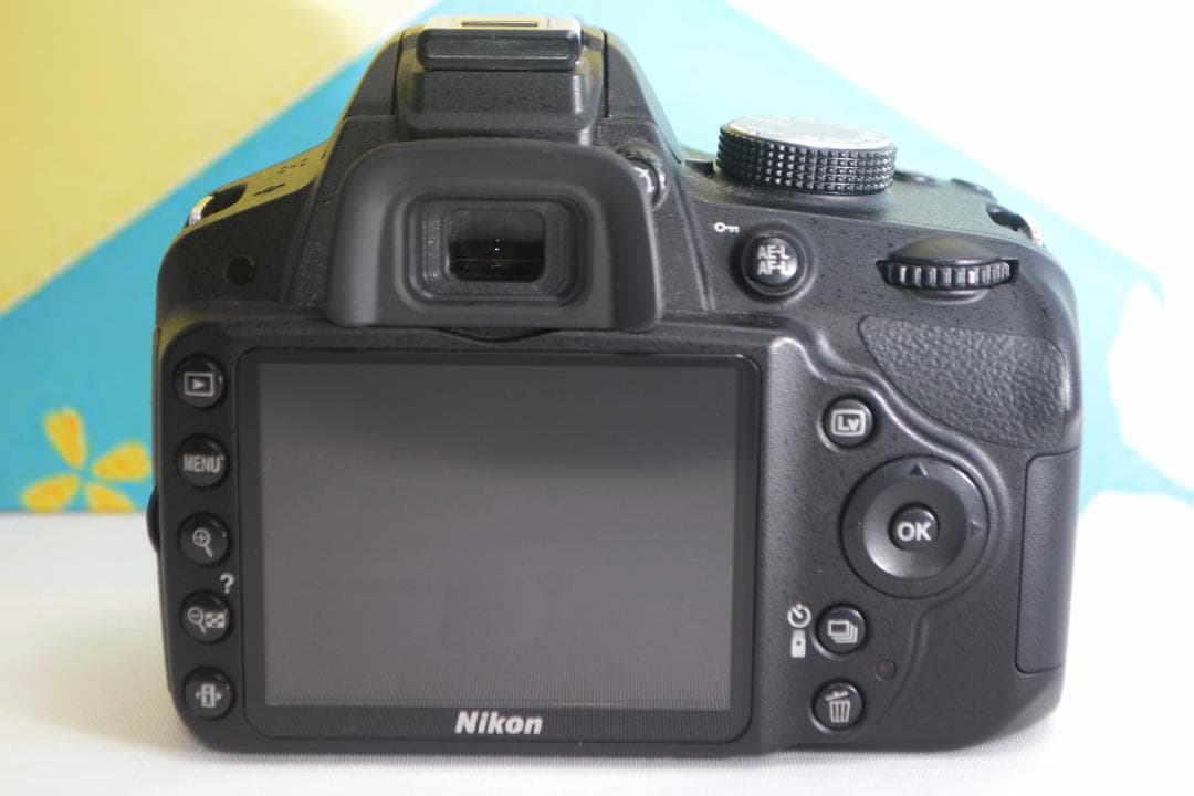 美品 Nikon D3200☆高画質一眼レフ☆初心者オススメ☆スマホに転送♪