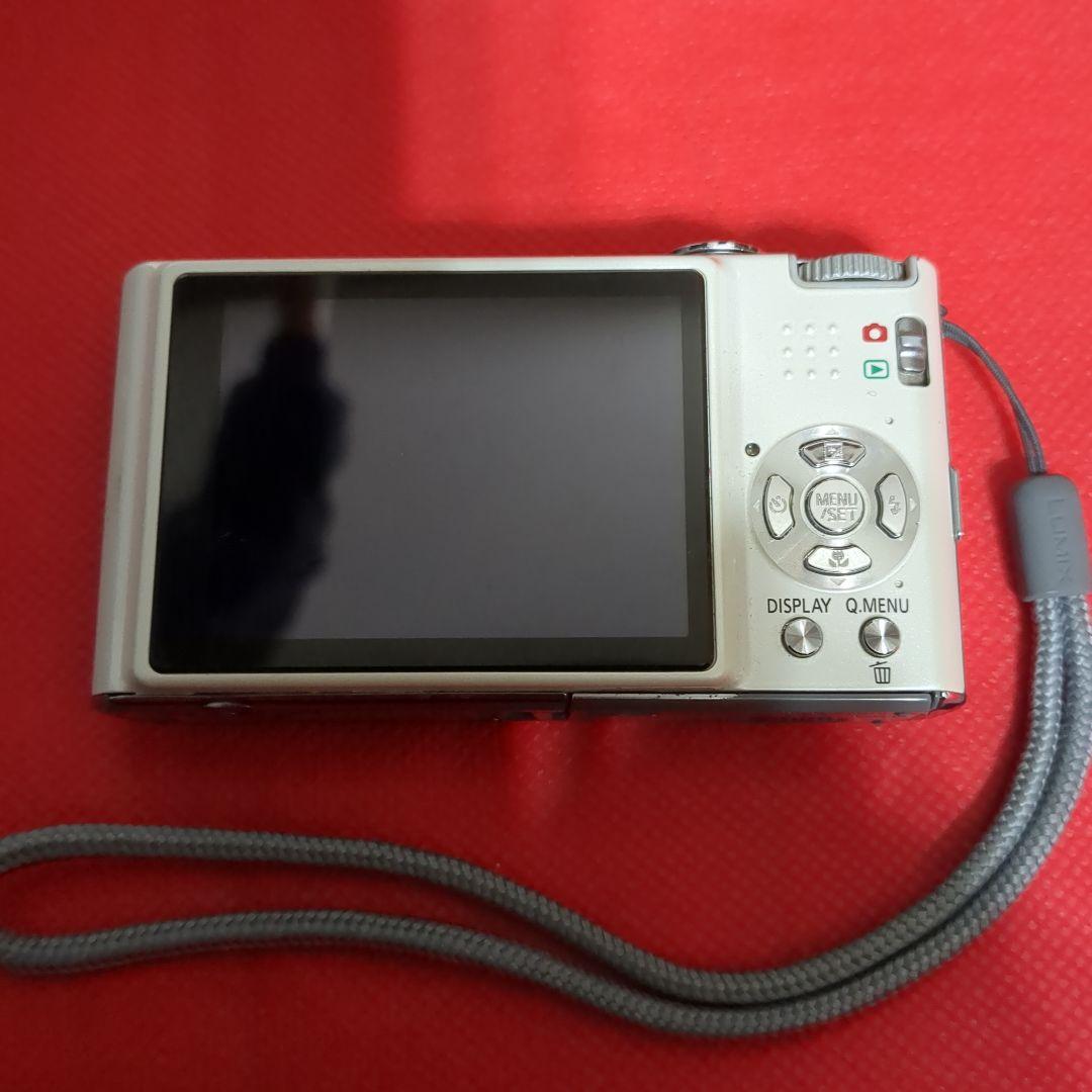 LUMIX DMC-FX37 10メガピクセル