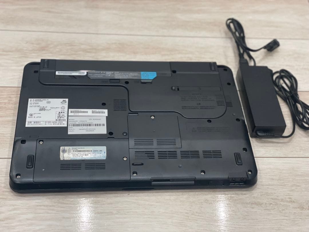 富士通 LIFEBOOK Windows7 Intel Core i7