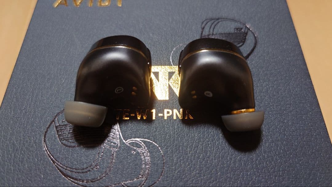 【ちびらぶ】AVIOT TE-W1-PNK　ピヤホン8