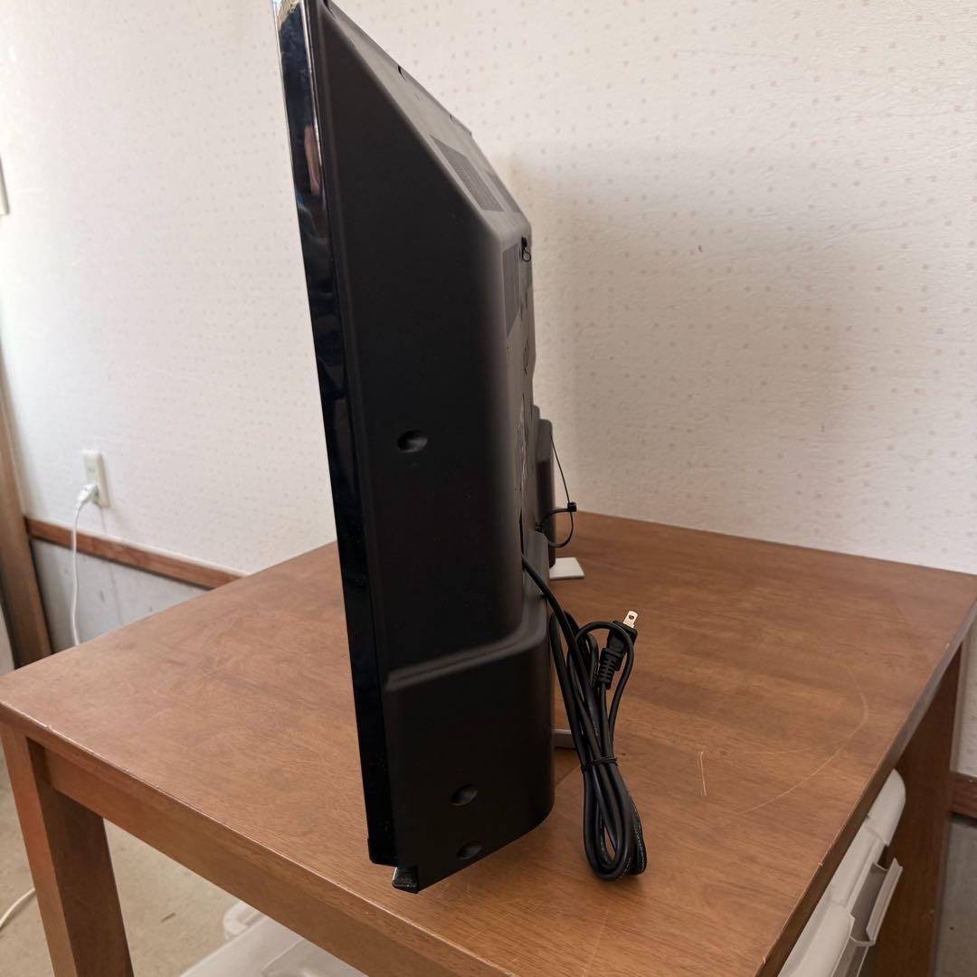 ● 美品 SHARP シャープ 32V型 液晶テレビ LC-32W5