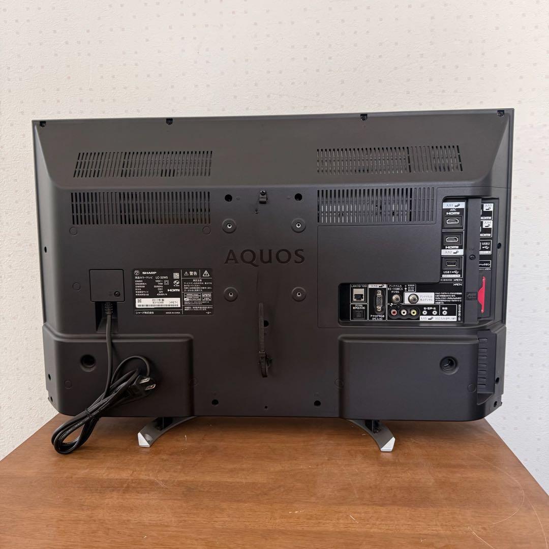 ● 美品 SHARP シャープ 32V型 液晶テレビ LC-32W5
