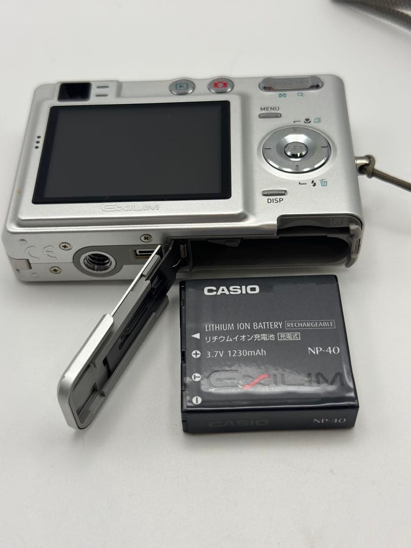 CASIO EXILIM EX-Z40 コンパクトデジタルカメラ【動作確認済】