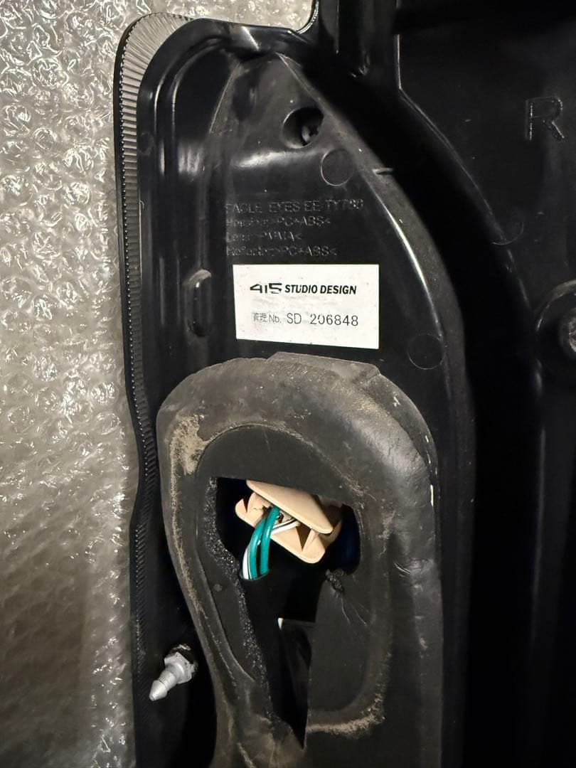 FLEX ハイエース　LEDテールランプ　煌