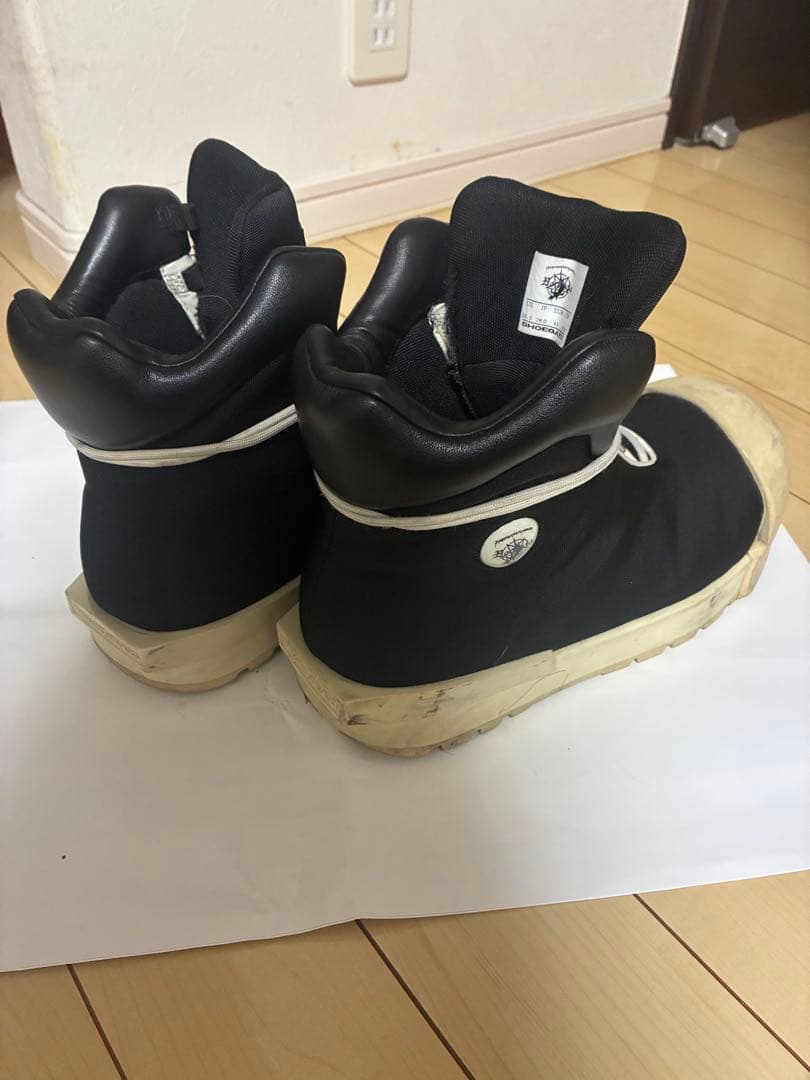 靴 Free world order FVVO BOOTS