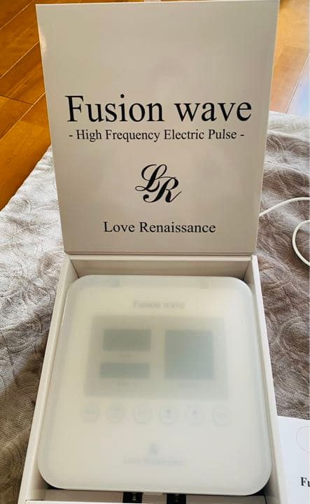 ラブルネッサンス　Fusion wave フュージョンウェーブ