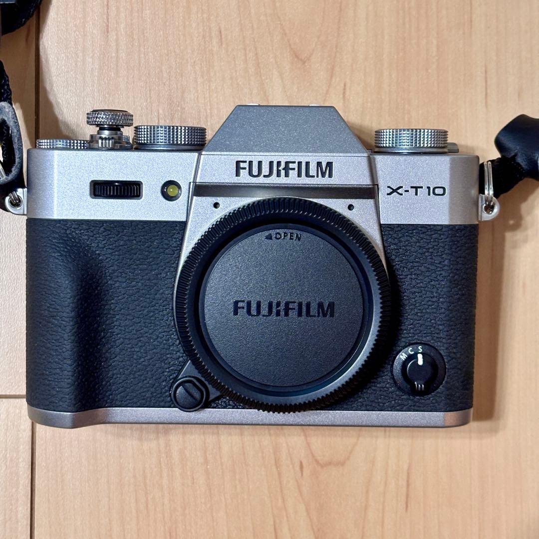 Fujifilm X-T10 ミラーレス　ボディ