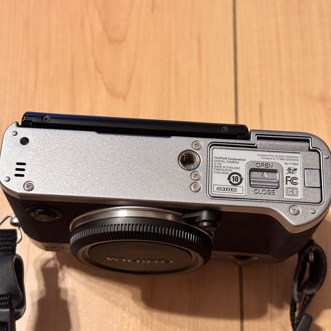 Fujifilm X-T10 ミラーレス　ボディ
