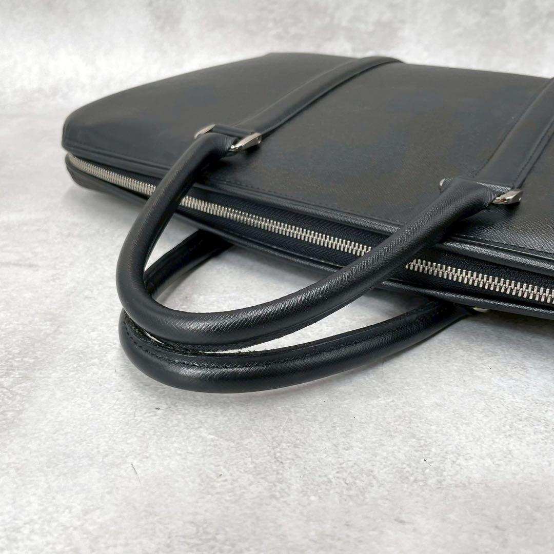 美品◯ポーター/吉田カバン　ブリーフケース　アベニュー　A4収納可能　レザー