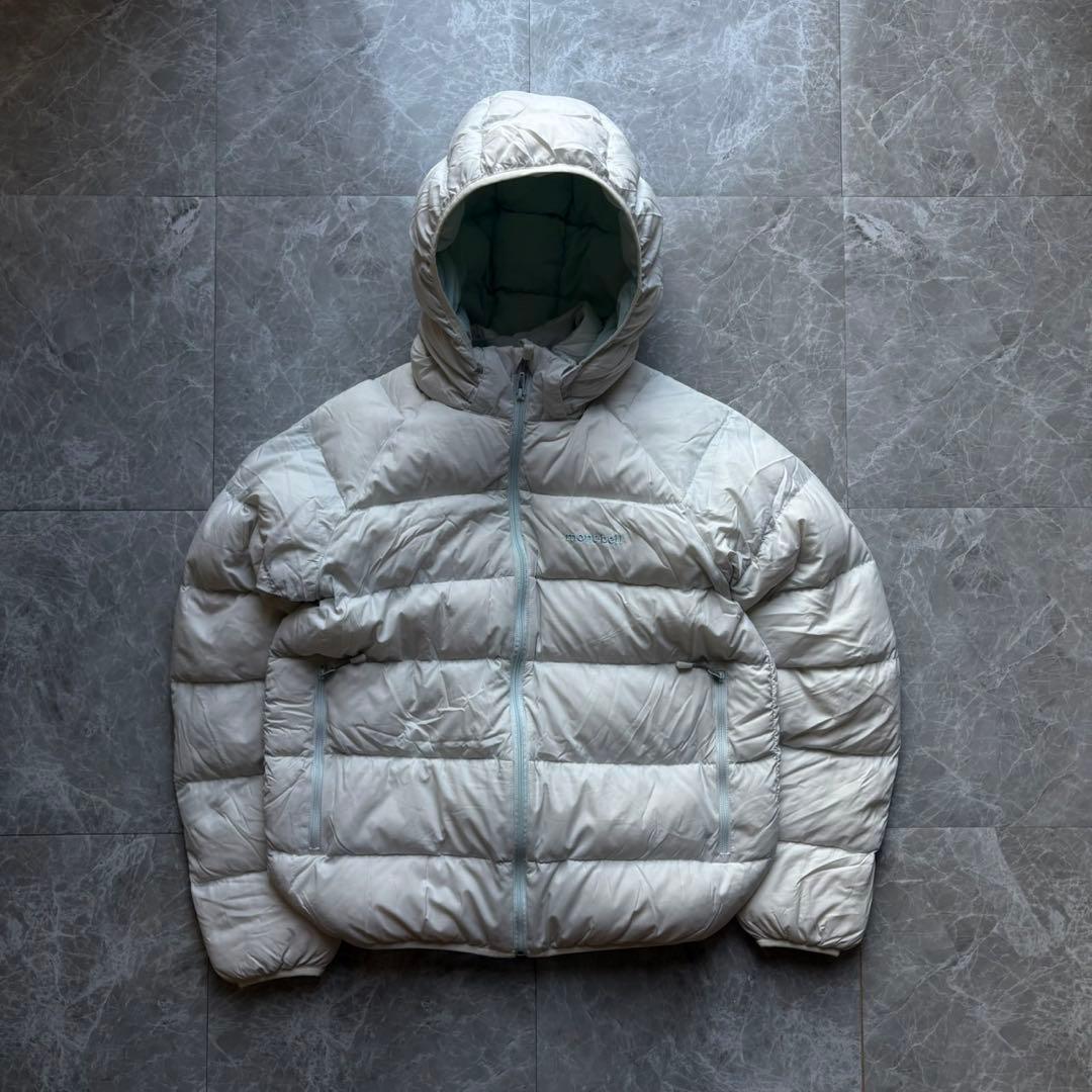 【人気カラー❗️】mont-bell ダウンジャケットS ホワイトモンベル　160