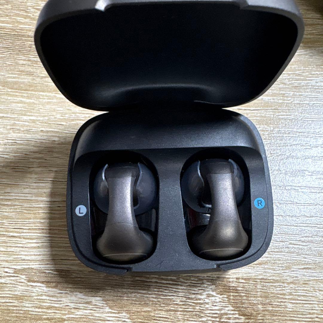 soundcore C40i ワイヤレスイヤホン　本体ケースカバー付属（中古）