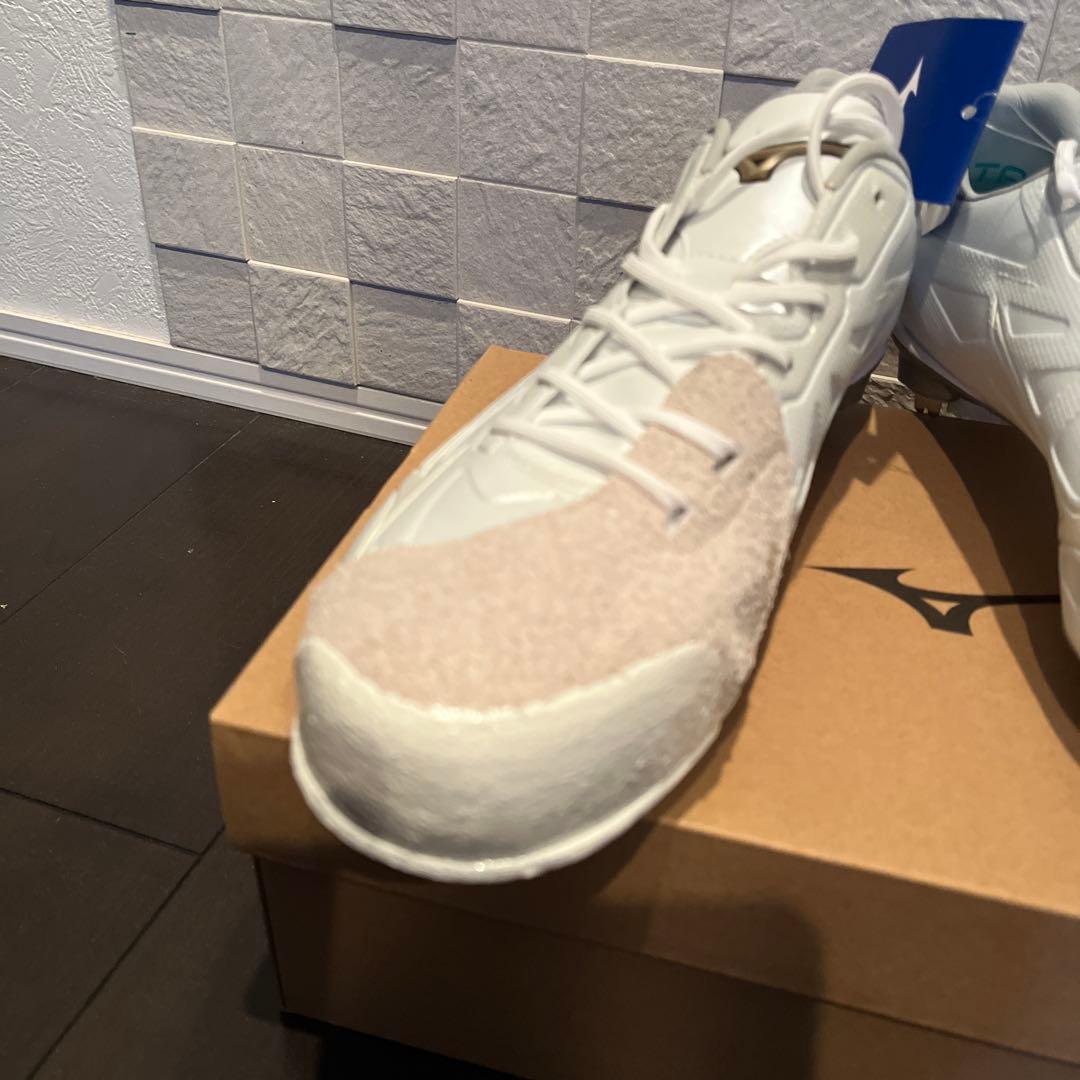 Mizunoスパイク　白　未使用品 野球、ソフトボール