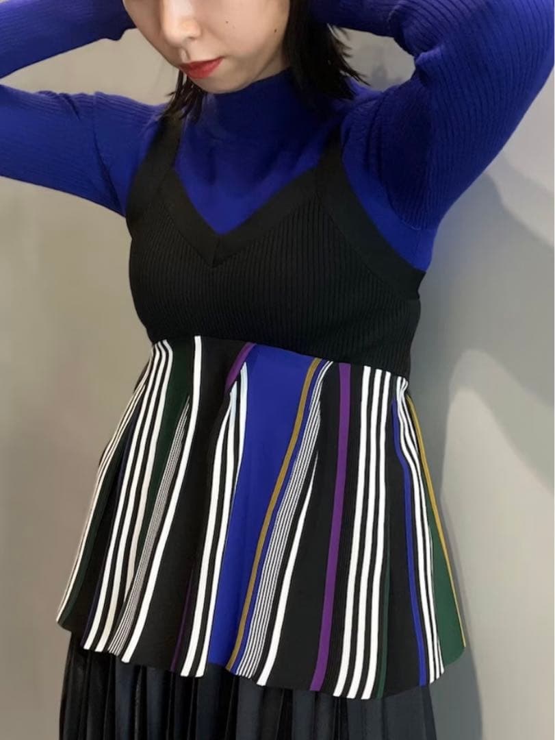 un3d アンスリード マルチストライプニットビスチェ