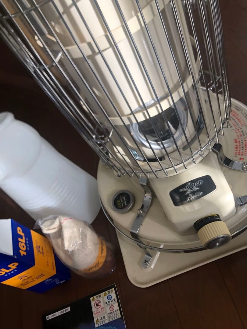 ブルーフレームヒーター BF3907 W