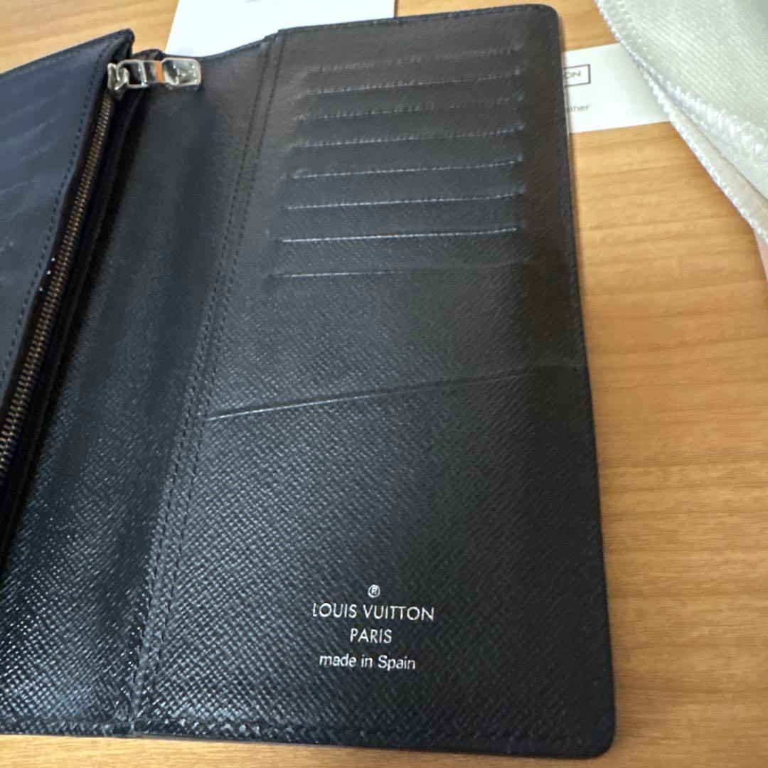 ルイヴィトン シュプリーム コラボ ポルトフォイユ ブラッザ 長財布 黒 エピ