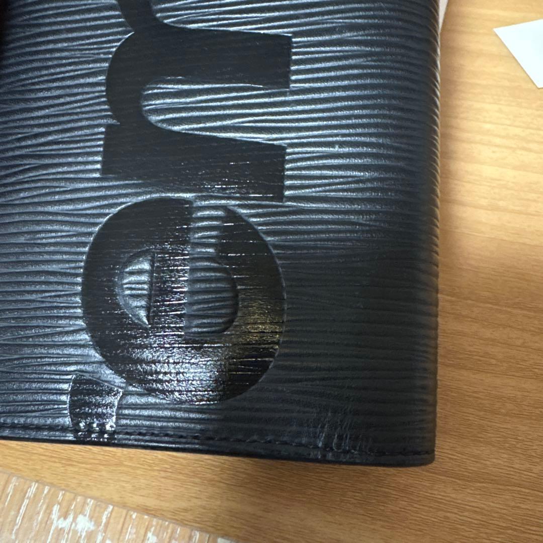 ルイヴィトン シュプリーム コラボ ポルトフォイユ ブラッザ 長財布 黒 エピ