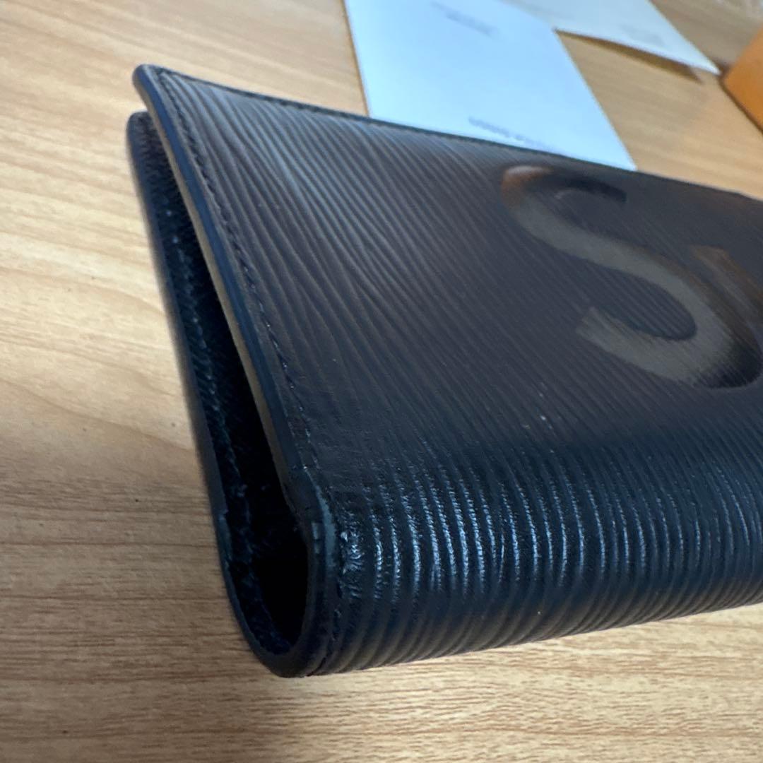 ルイヴィトン シュプリーム コラボ ポルトフォイユ ブラッザ 長財布 黒 エピ