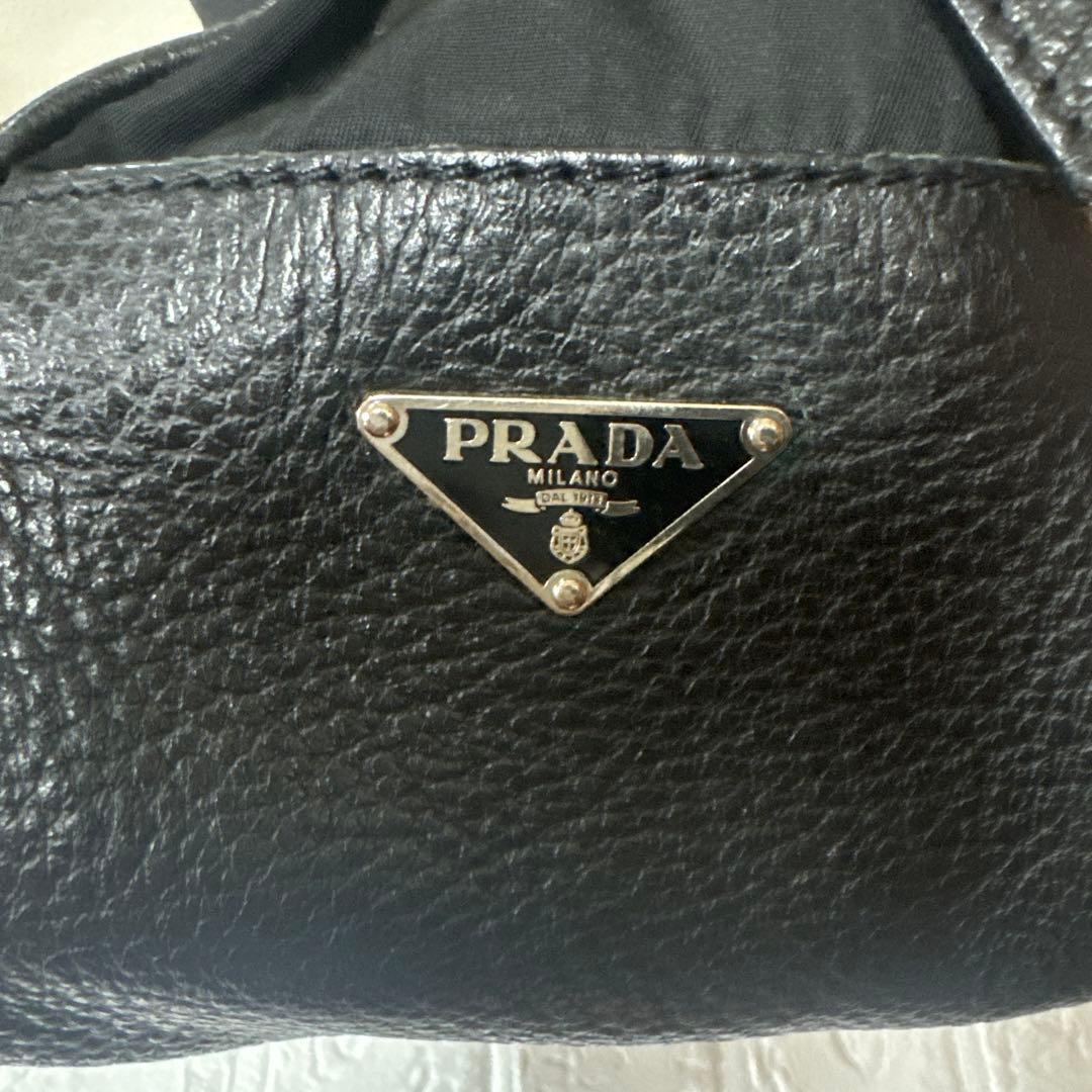 PRADA ショルダーバック　メッセンジャーバック