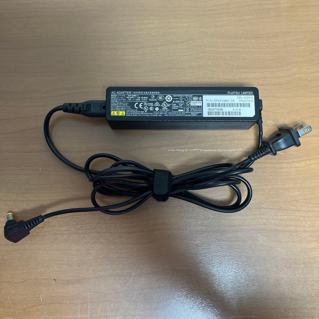 ホワイト、Windows 10 Pro、SSD 256GB、メモリ8GB