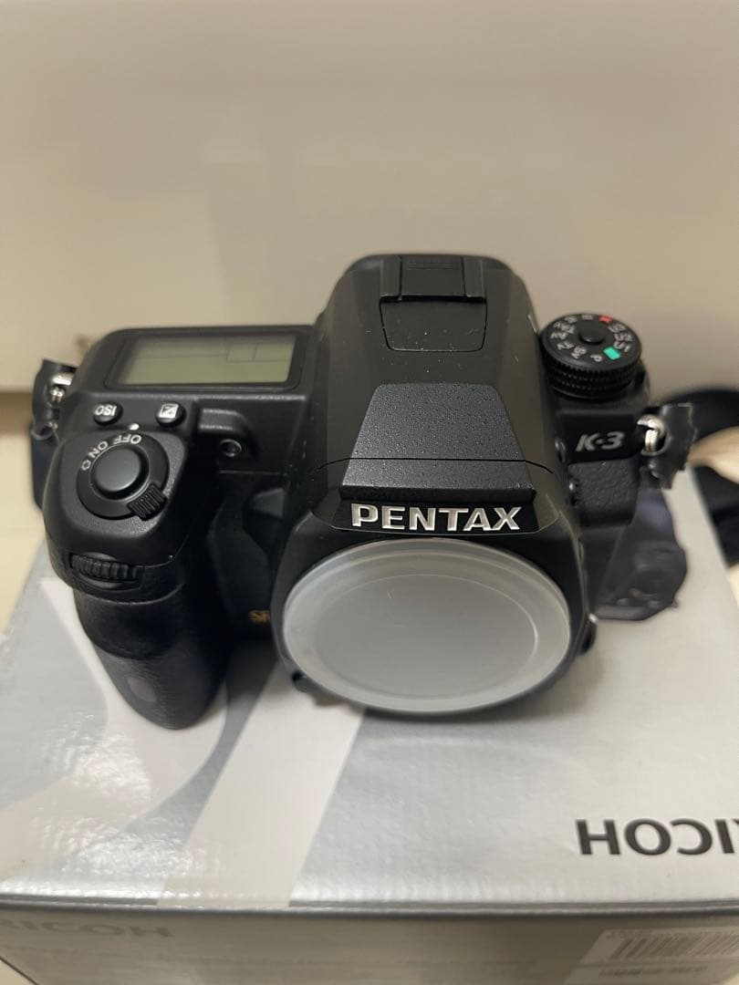PENTAX K-3 デジタル一眼レフカメラ 本体　シャッター数少なめ