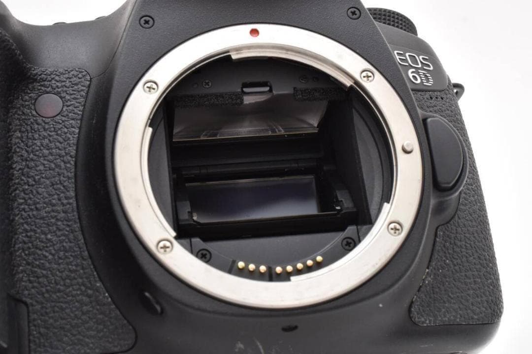 キャノン Canon EOS 6D ボディ 《シャッター数 14024回》