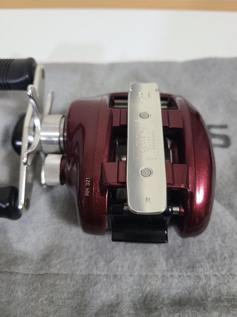 美品【シマノ】 バンタム スコーピオン メタニウム XT 赤メタ