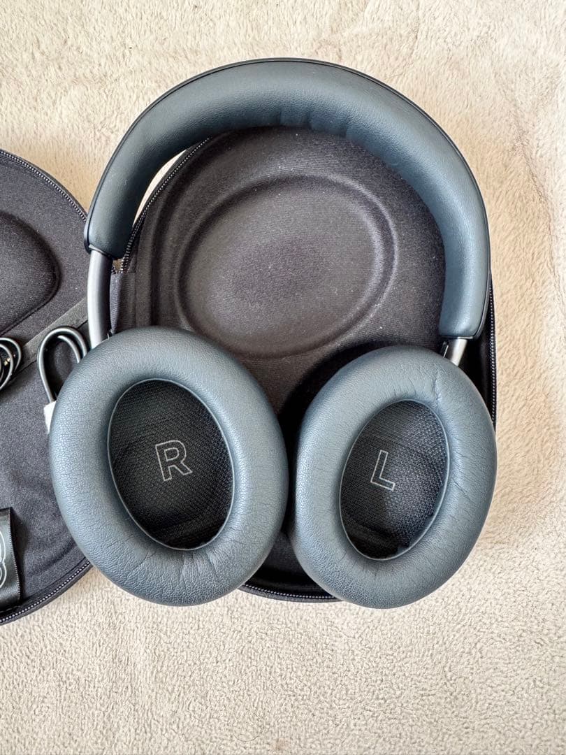 BOSE ヘッドホン 収納ケース付き