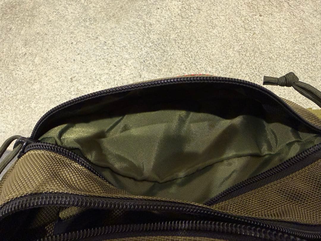 p*n様 【美品】ブリーフィング　ボディバック