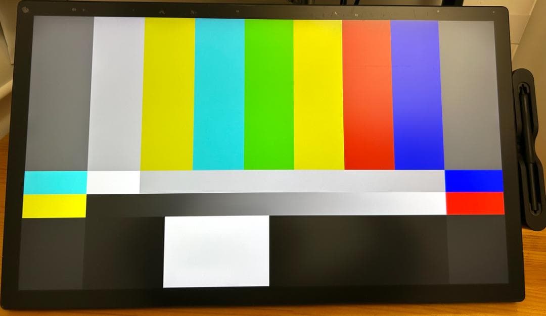 WACOM Cintiq Pro 27 DTH271K0D 本体【中古】