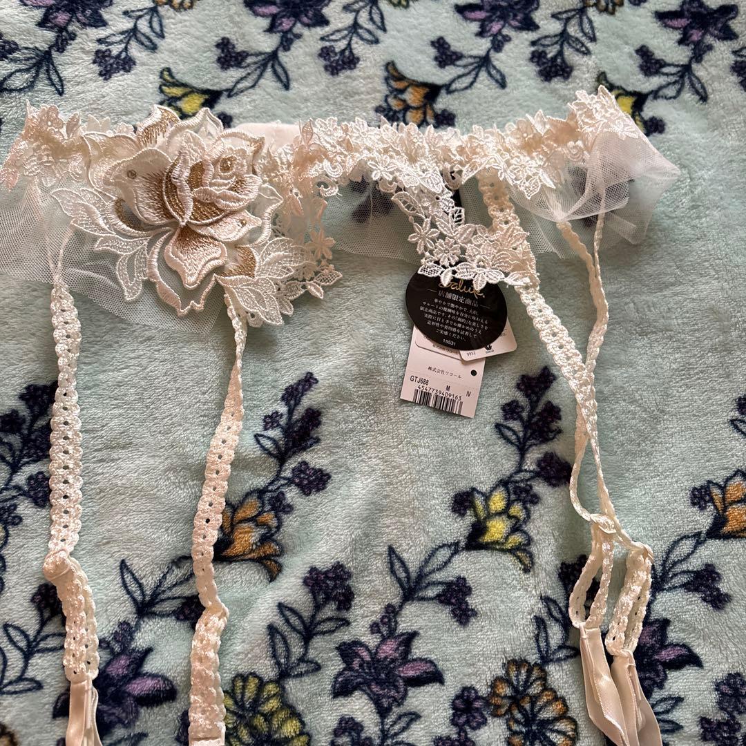 サルート　店舗限定　88 ガーターベルトM ソングM