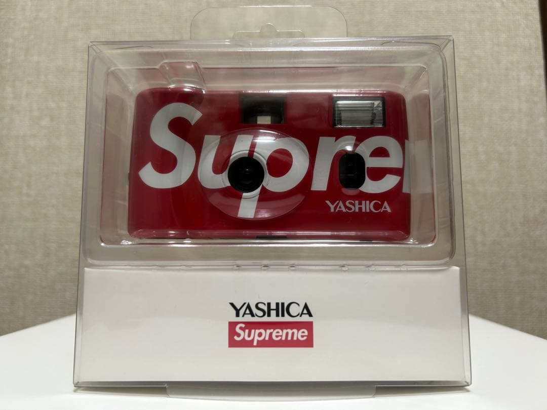 SUPREME × YASHICA MF-1 Camera RED シュプリーム