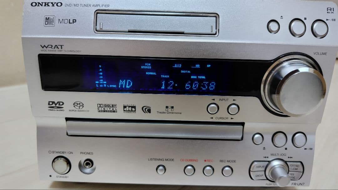 ONKYO　DVD/CD/MDプレーヤー FR-UN7