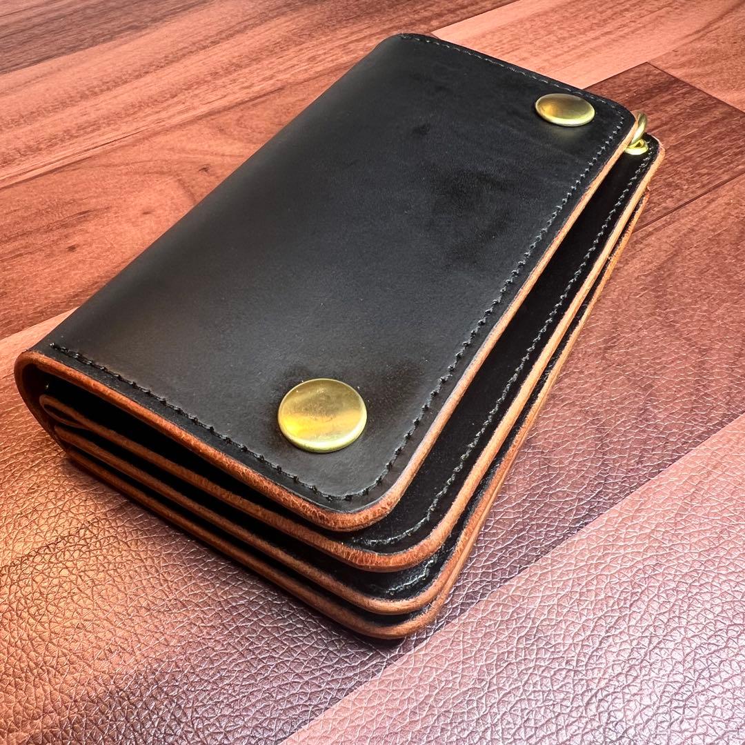 【トラッカーウォレット ミドル3層】ブラック 茶芯 ゴールド