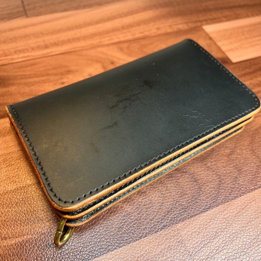 【トラッカーウォレット ミドル3層】ブラック 茶芯 ゴールド