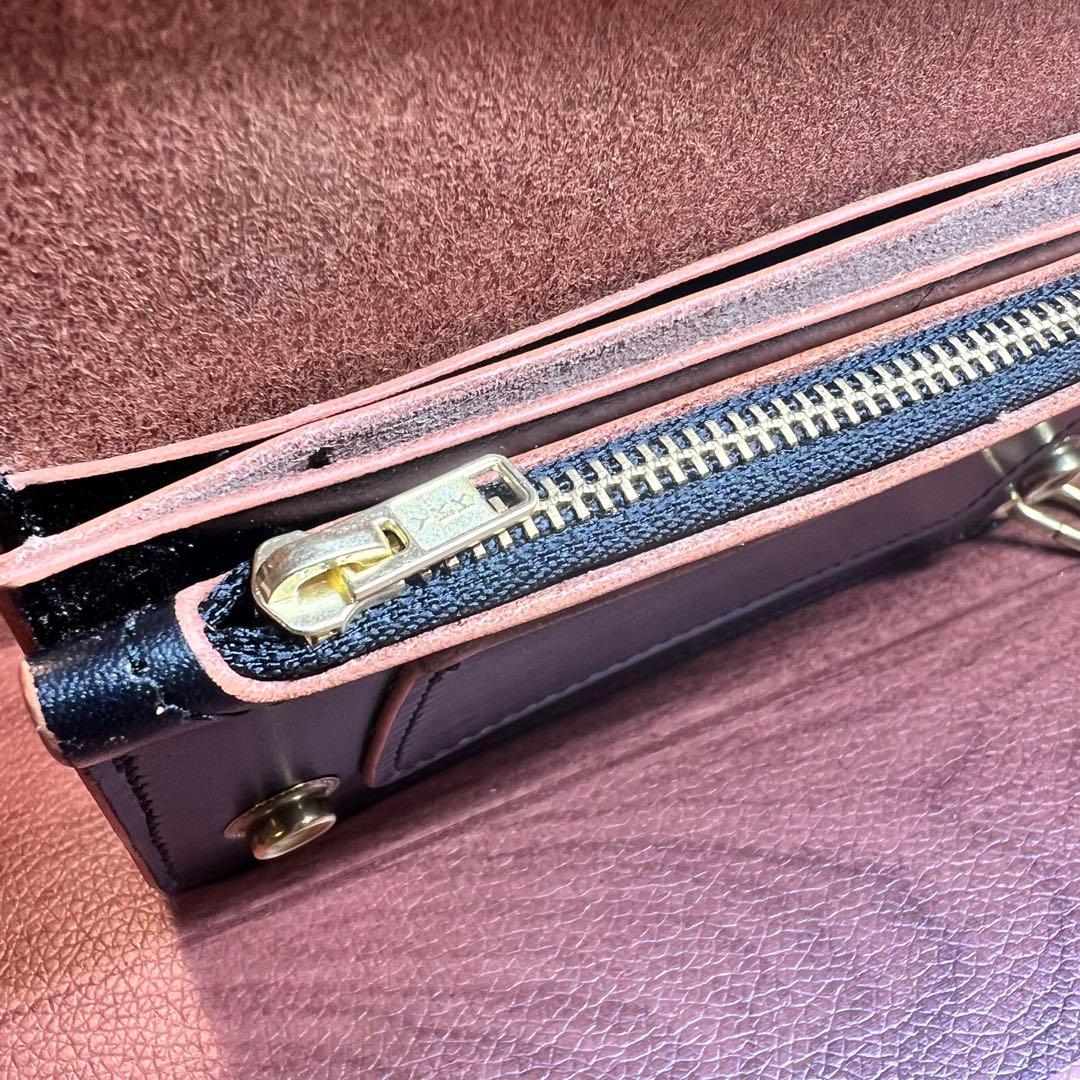 【トラッカーウォレット ミドル3層】ブラック 茶芯 ゴールド