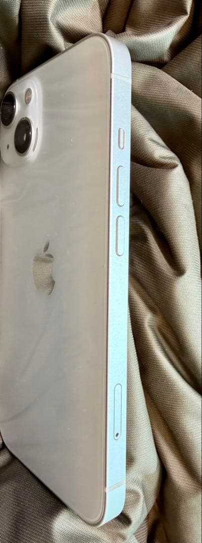 Apple iPhone 13 スターライト 本体　126GB SIMフリー