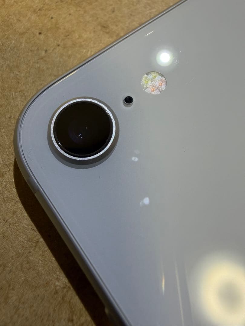 D*z様 iPhone 8 シルバー 256GB SIMフリー