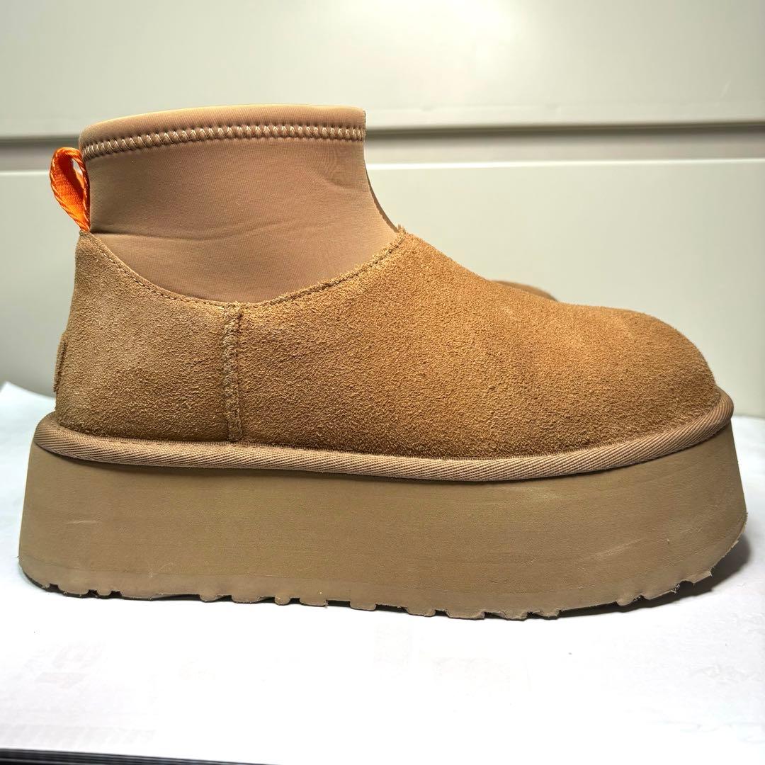 【美品】UGG ✮厚底　ミニディッパー　プラットフォーム　ムートンブーツ　24