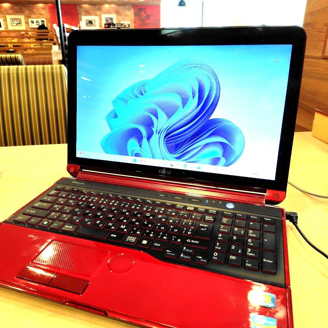 美品 Fujitsu■Corei7 RAM8GB★SSD512GB★