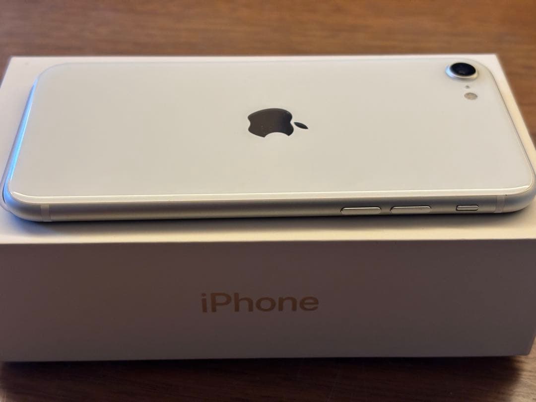 ⭐️iPhone SE 第2世代 64GB ホワイト SIMフリー⭐️超美品⭐️