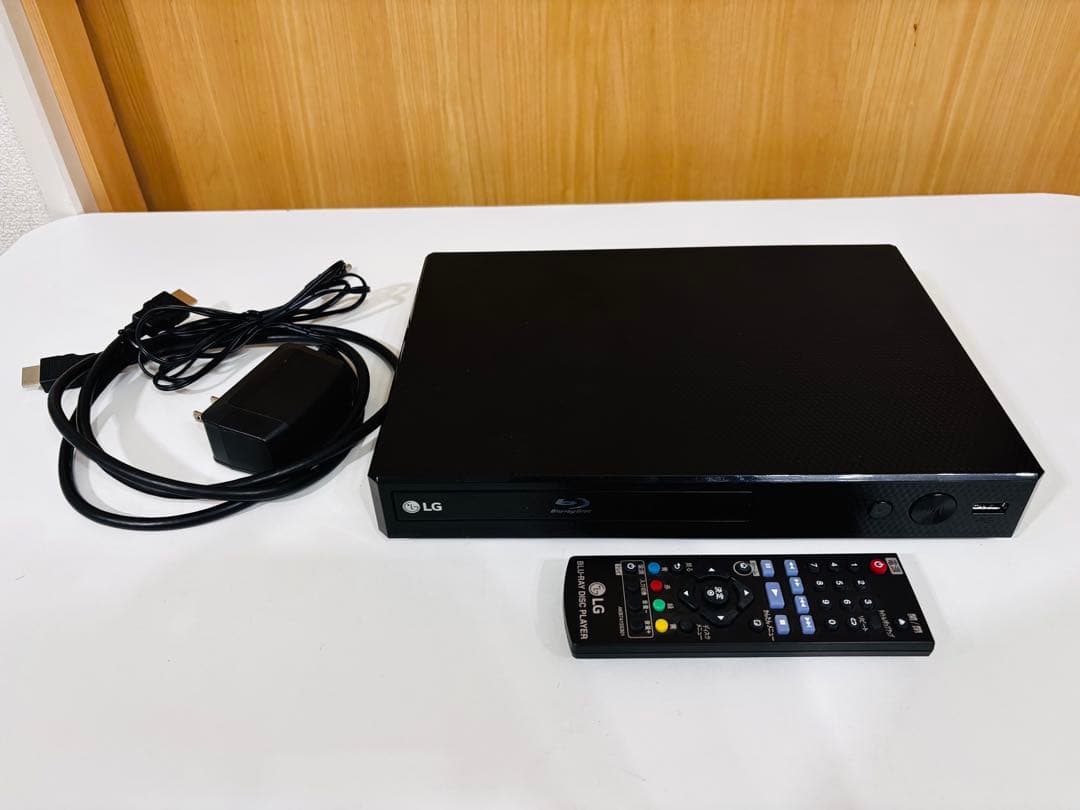 2020年製　LG ブルーレイプレーヤー フルHD BP250