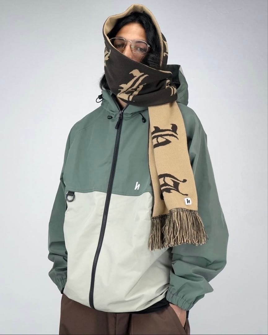 harlaut ヘンリックハーロウ スノーボードウェア　XLサイズ